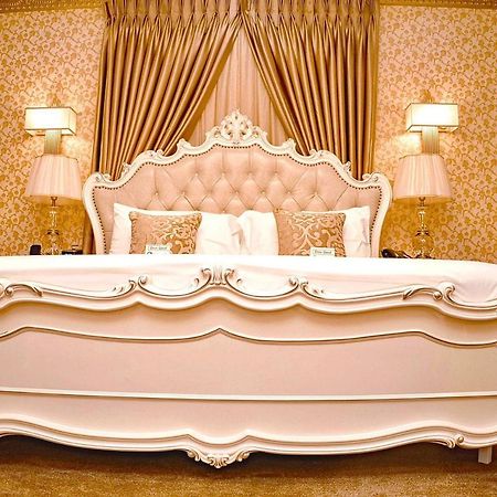 No.1 Hotel Абуджа Экстерьер фото