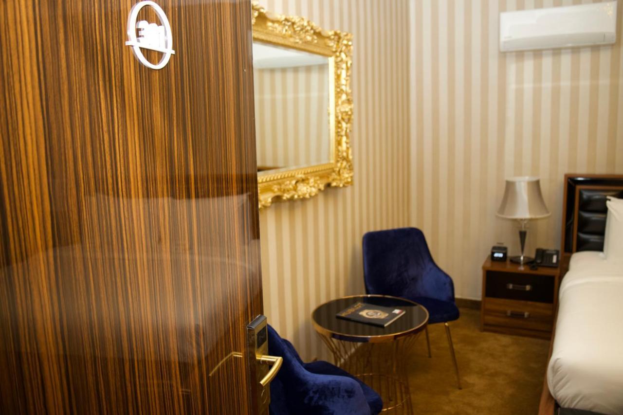 No.1 Hotel Абуджа Экстерьер фото