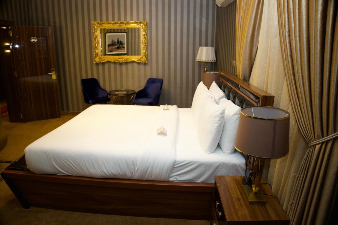 No.1 Hotel Абуджа Экстерьер фото